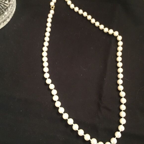 Cream Faux Pearl 24” Strand - Picture 1 of 6